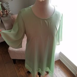 NWOT Mint Julep Boutique Dress